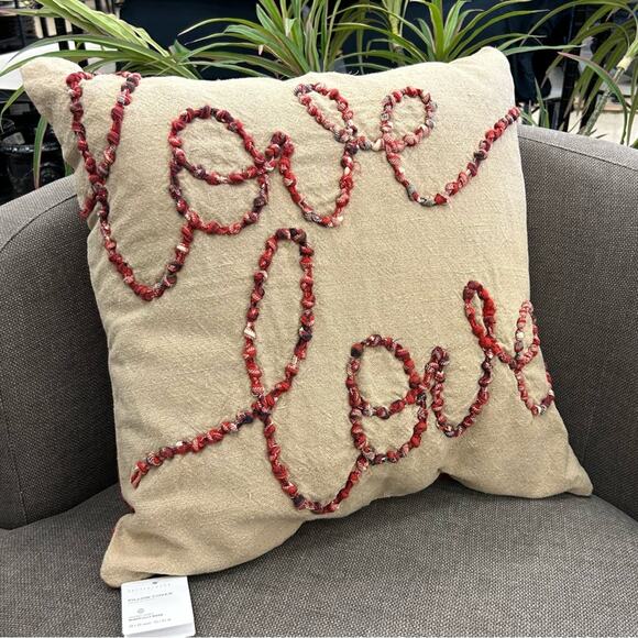 Pottery Barn Love Script Reversible Tan Red Plaid Pillow Cover Cotton Linen NWT - Picture 3 of 8